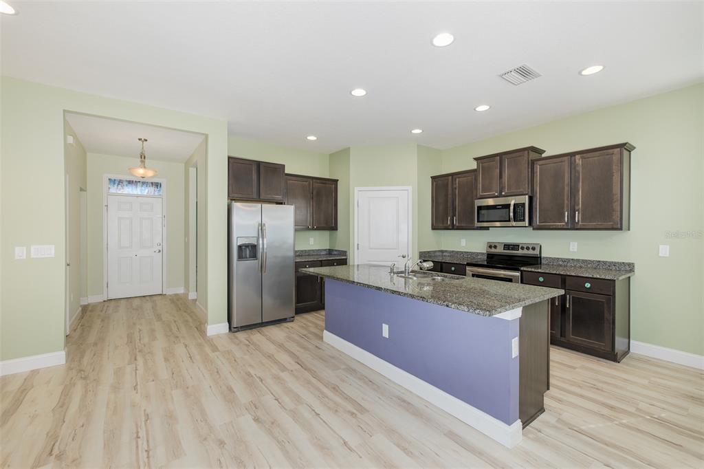 13786 HUNTING CREEK PLACE, SPRING HILL, FL — photo 4 of 30