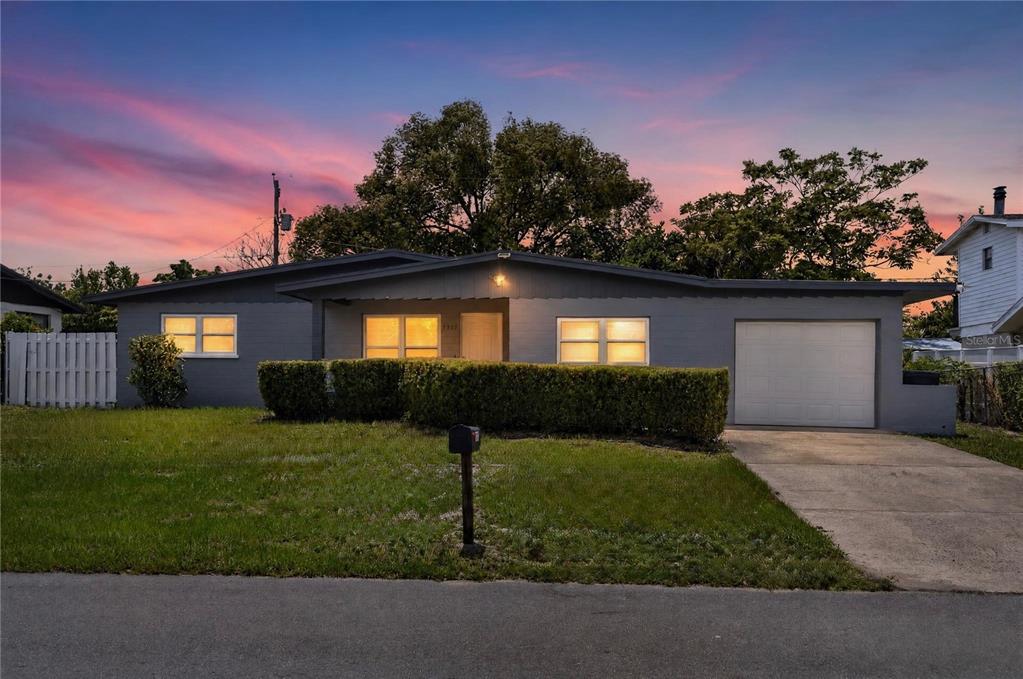 1332 CONTINENTAL DRIVE