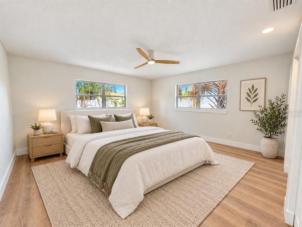 1546 66TH AVENUE S, ST PETERSBURG, FL — photo 3 of 17