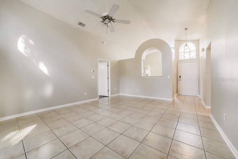 4111 QUAIL BRIAR DRIVE, VALRICO, FL — photo 4 of 16