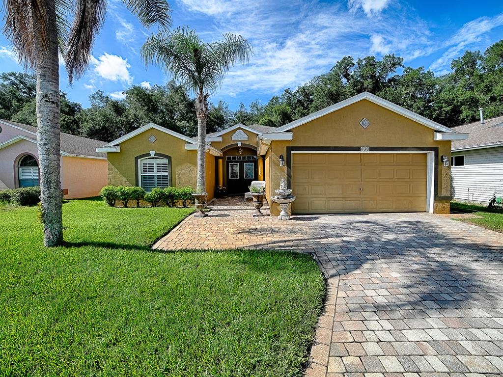 830 OLD OAKS LANE