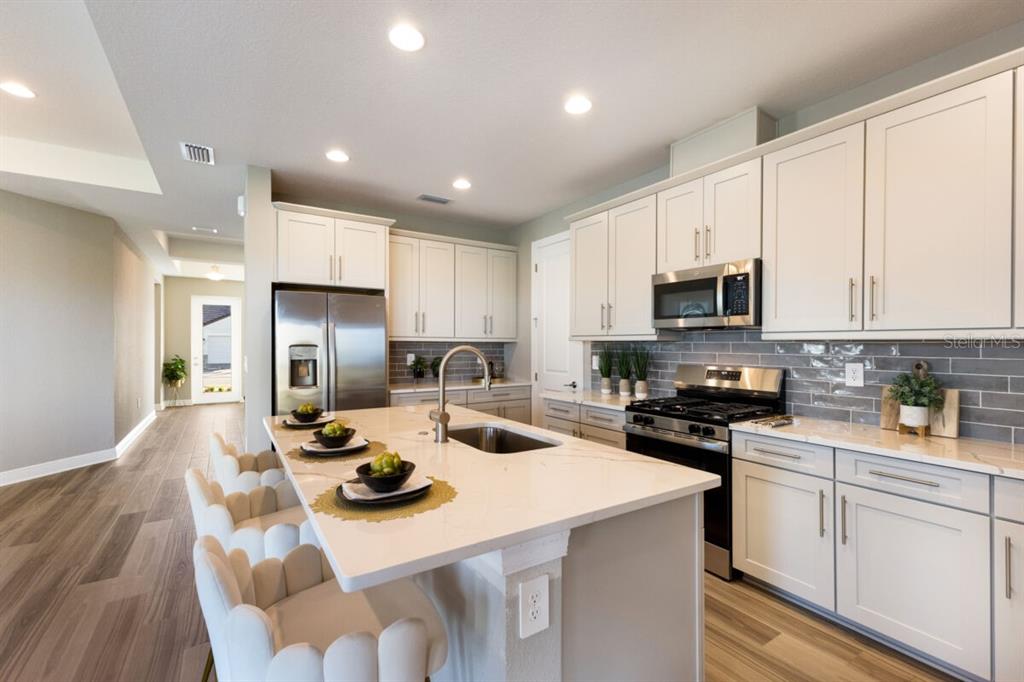 13697 LOREDO WAY, PUNTA GORDA, FL — photo 4 of 16