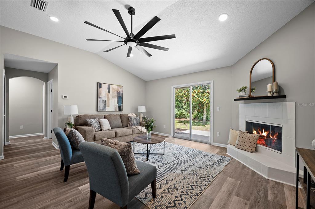 4048 EDGELAND TRAIL, MIDDLEBURG, FL — photo 3 of 30