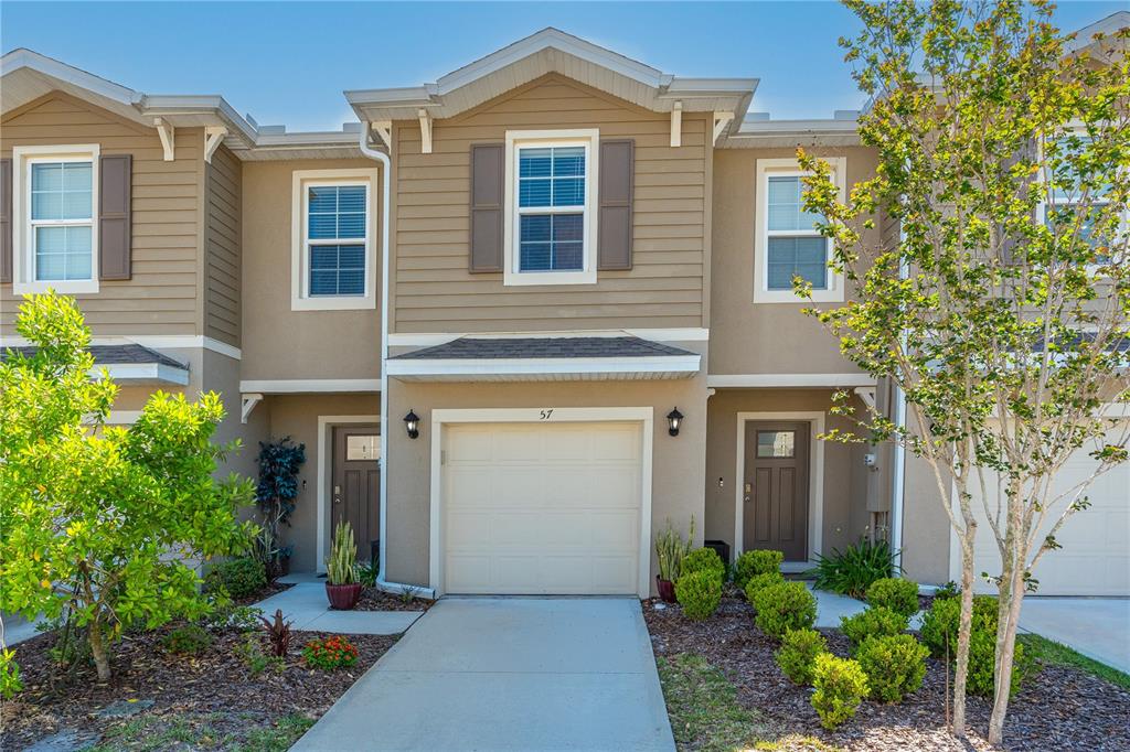 57 BELLA LAGO CIRCLE