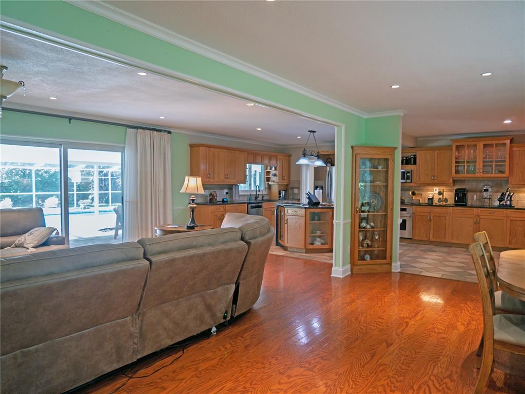 615 VALLE VISTA DRIVE, BRANDON, FL — photo 3 of 30