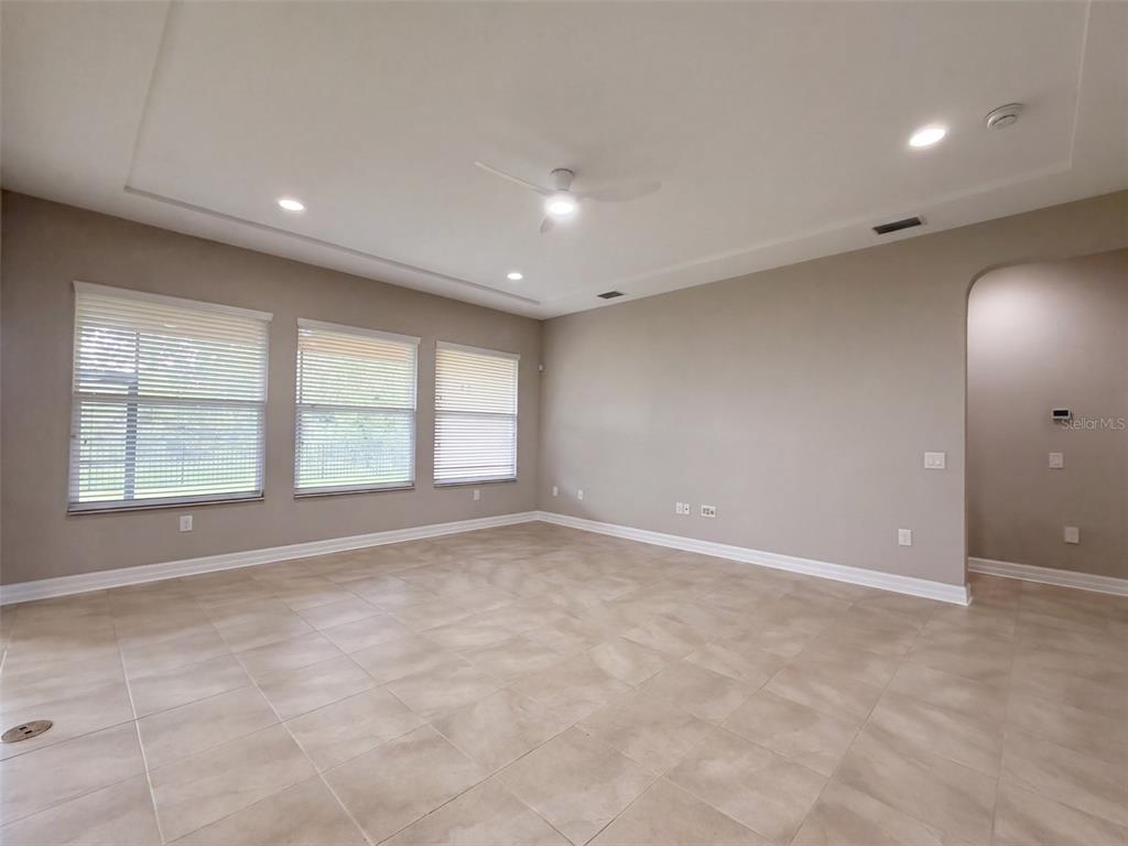2589 GWYNHURST BOULEVARD, WESLEY CHAPEL, FL — photo 4 of 21