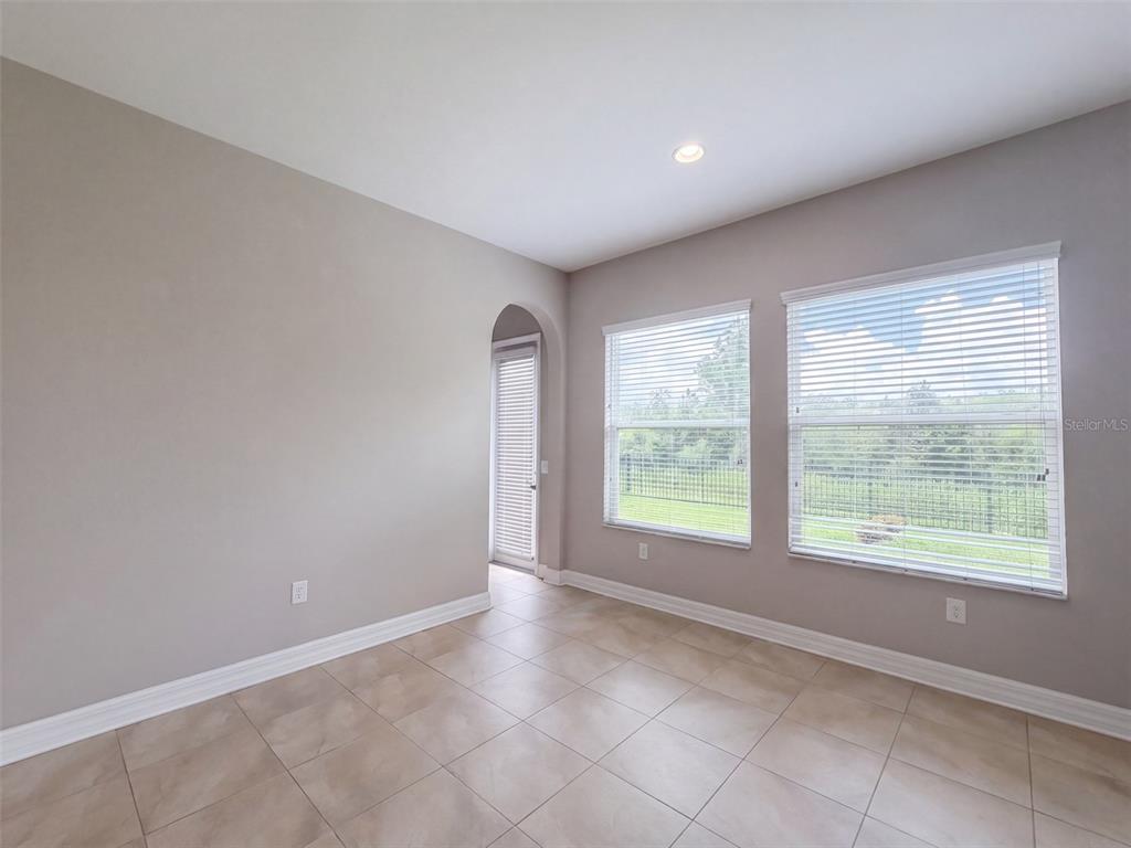 2589 GWYNHURST BOULEVARD, WESLEY CHAPEL, FL — photo 5 of 21