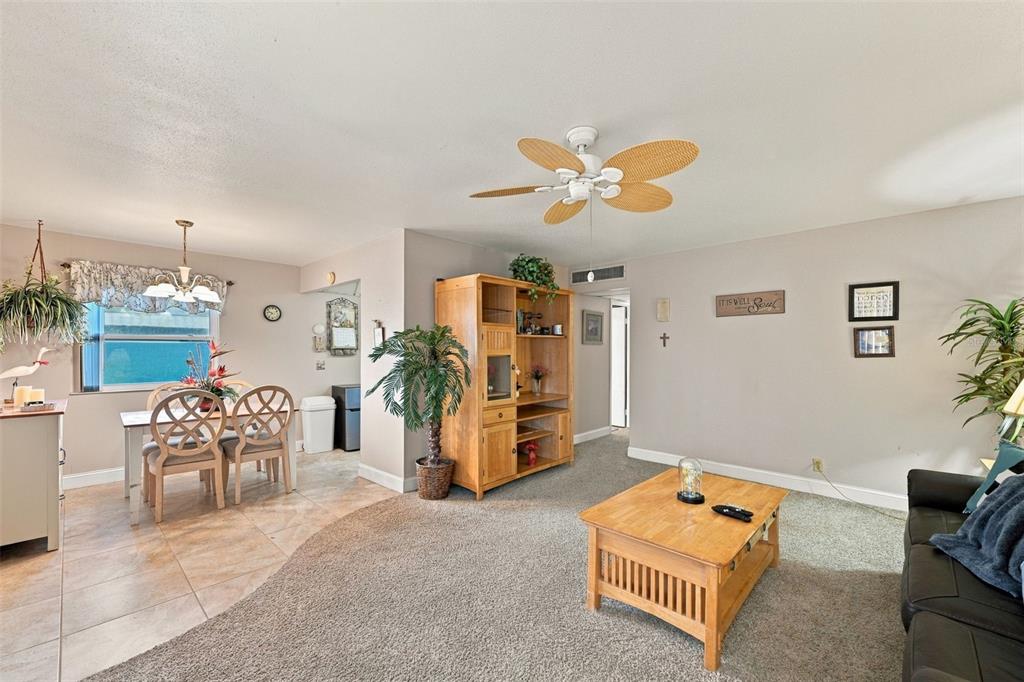 1802 BEDFORD LANE UNIT 9, SUN CITY CENTER, FL — photo 5 of 30
