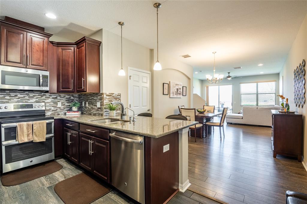 11648 CROWNED SPARROW LANE, TAMPA, FL — photo 5 of 30