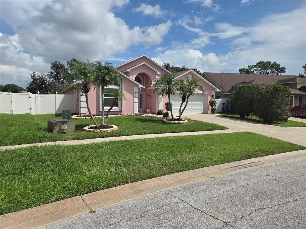 2525 HIKERS COURT, KISSIMMEE, FL — photo 2 of 30