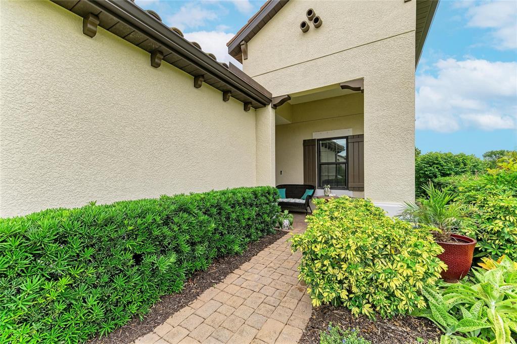 11125 MCDERMOTT COURT, ENGLEWOOD, FL — photo 5 of 30