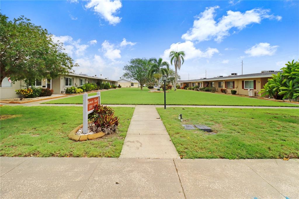 1309 WARWICK COURT, SUN CITY CENTER, FL — photo 2 of 22
