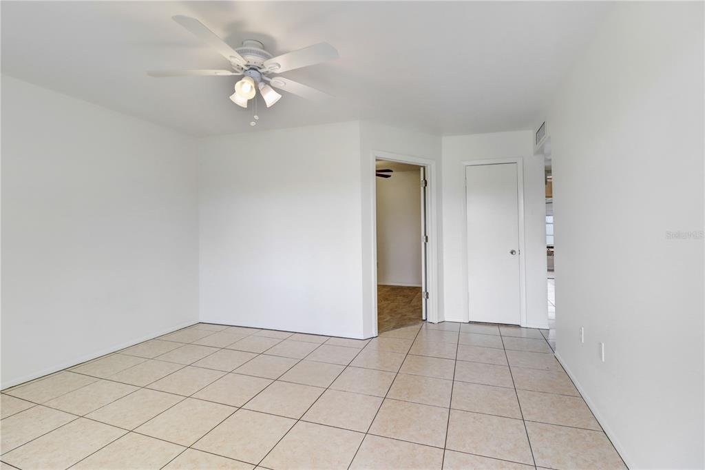 1309 WARWICK COURT, SUN CITY CENTER, FL — photo 5 of 22