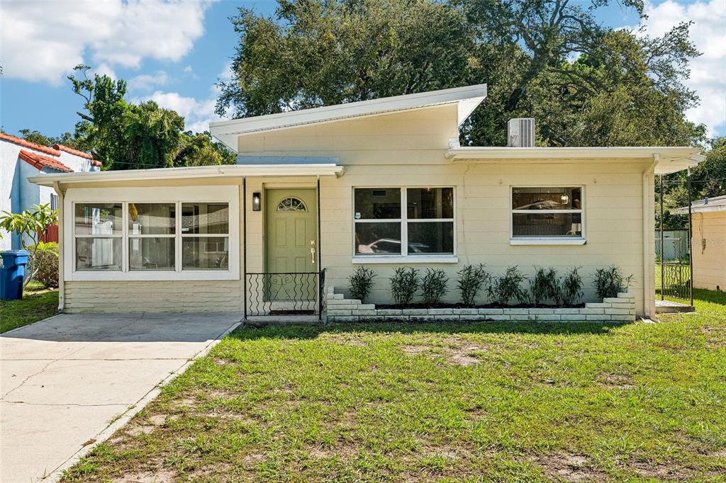 2112 25TH STREET S, ST PETERSBURG, FL — photo 2 of 37