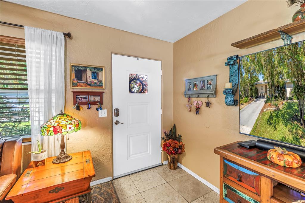 2573 62ND TERRACE N, ST PETERSBURG, FL — photo 3 of 66