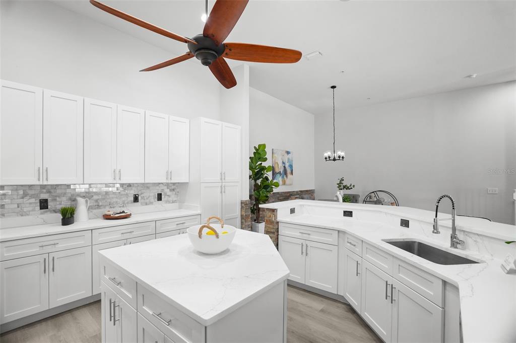 21019 SUNPOINT WAY UNIT #201, LUTZ, FL — photo 4 of 21