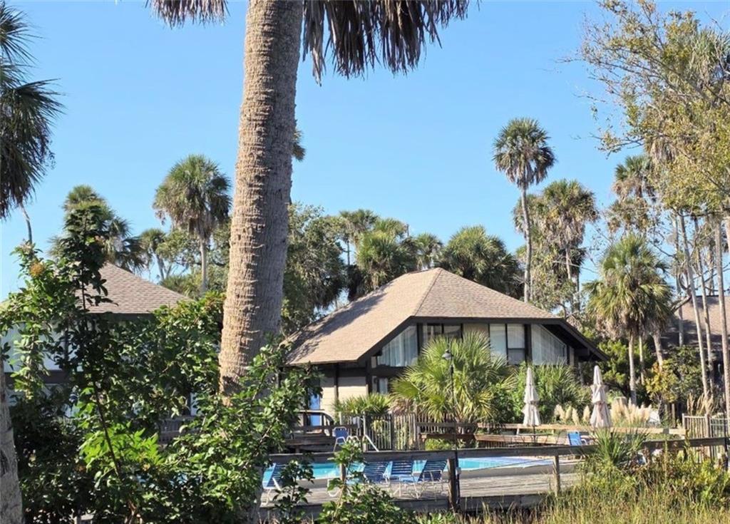 2695 N Seabreeze POINT