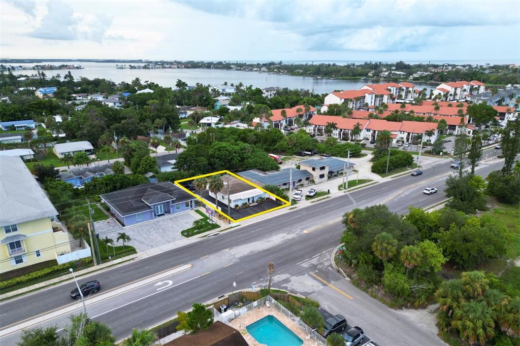 1670 STICKNEY POINT ROAD, SARASOTA, FL — photo 2 of 21