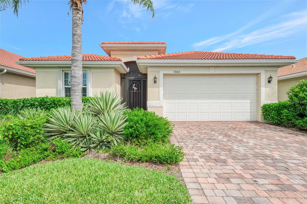 11662 PARROTFISH STREET, VENICE, FL — photo 2 of 30