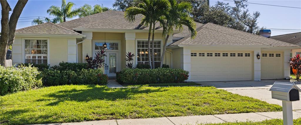 433 PINE WARBLER WAY N, PALM HARBOR, FL — photo 2 of 32