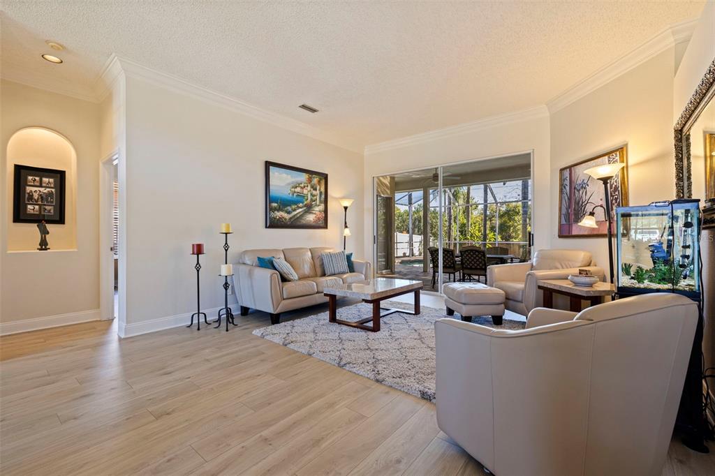 433 PINE WARBLER WAY N, PALM HARBOR, FL — photo 4 of 32
