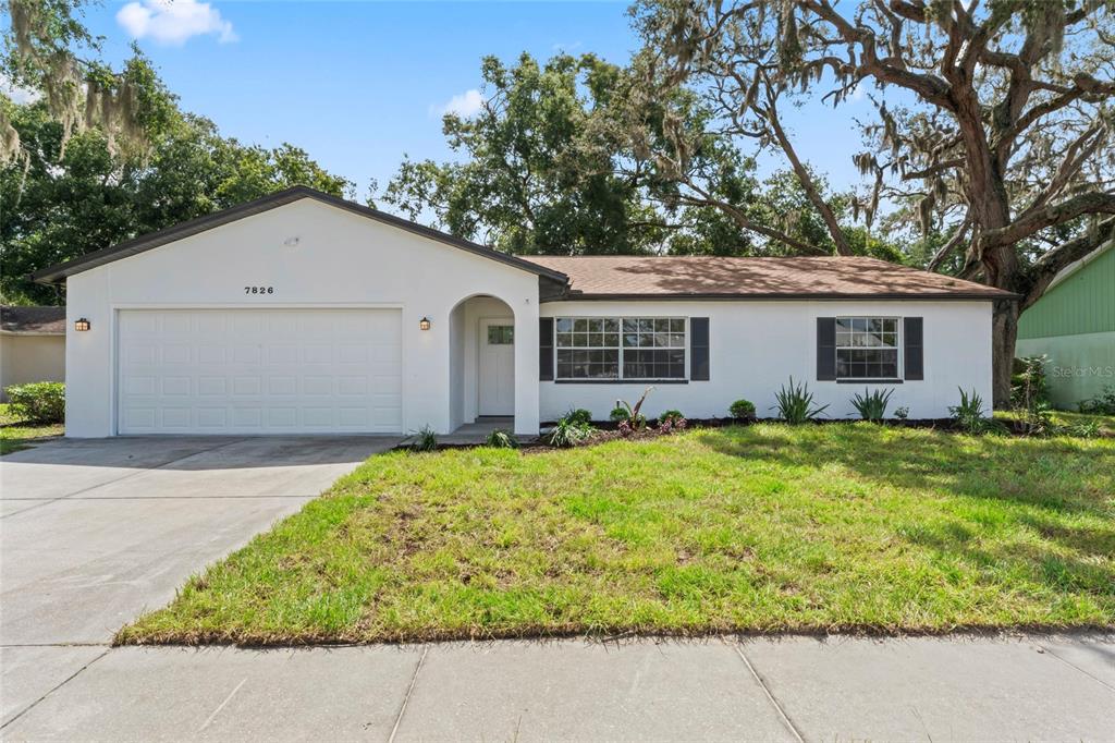7826 KINROSS DRIVE