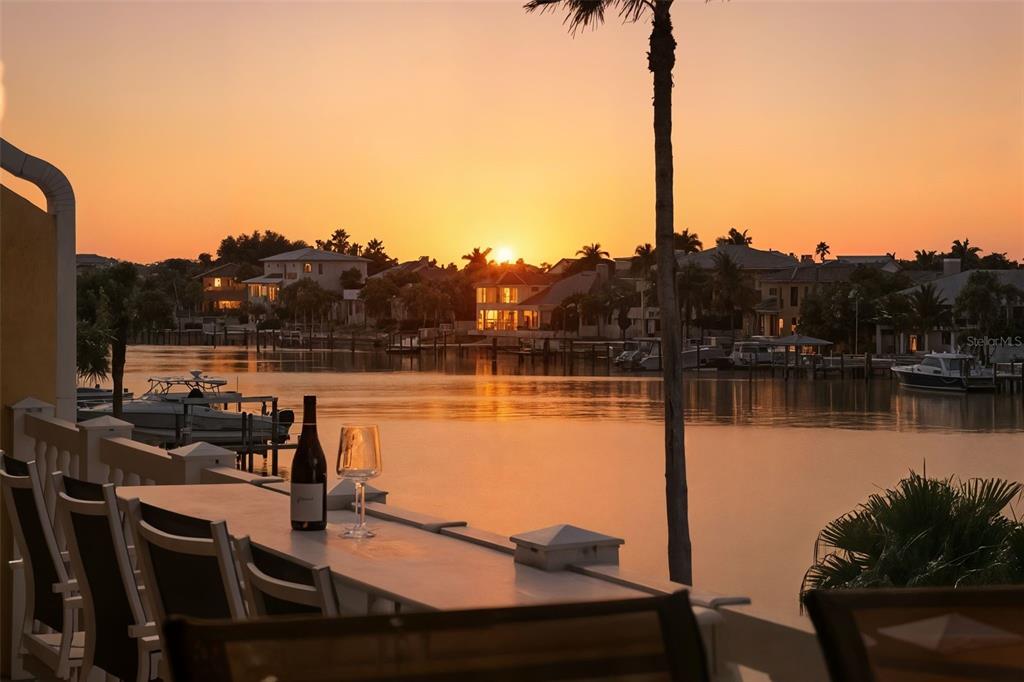 544 PINELLAS BAYWAY S UNIT F9