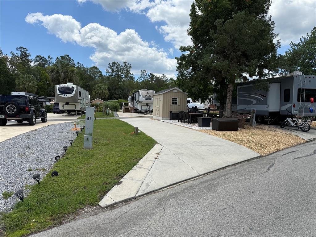 2826 NE 104TH AVENUE, SILVER SPRINGS, FL — photo 2 of 30