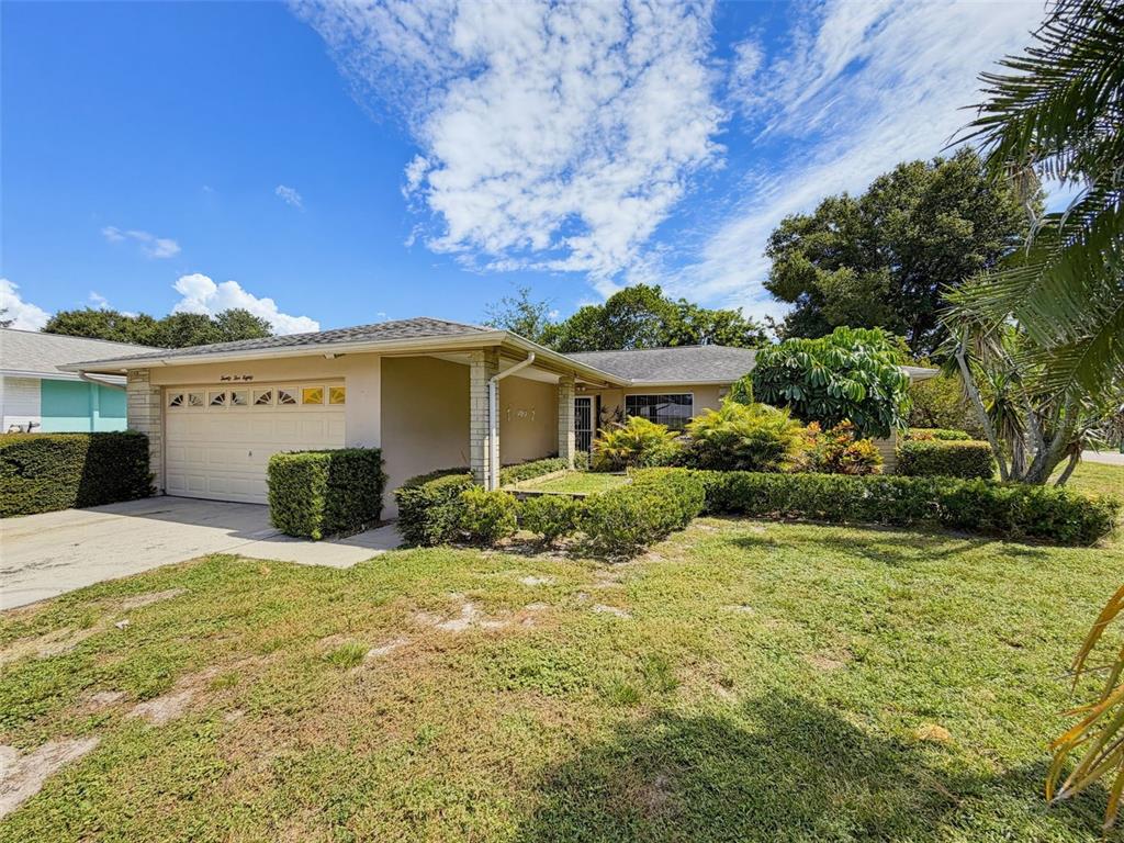 2580 WINDWOOD DRIVE, CLEARWATER, FL — photo 5 of 76