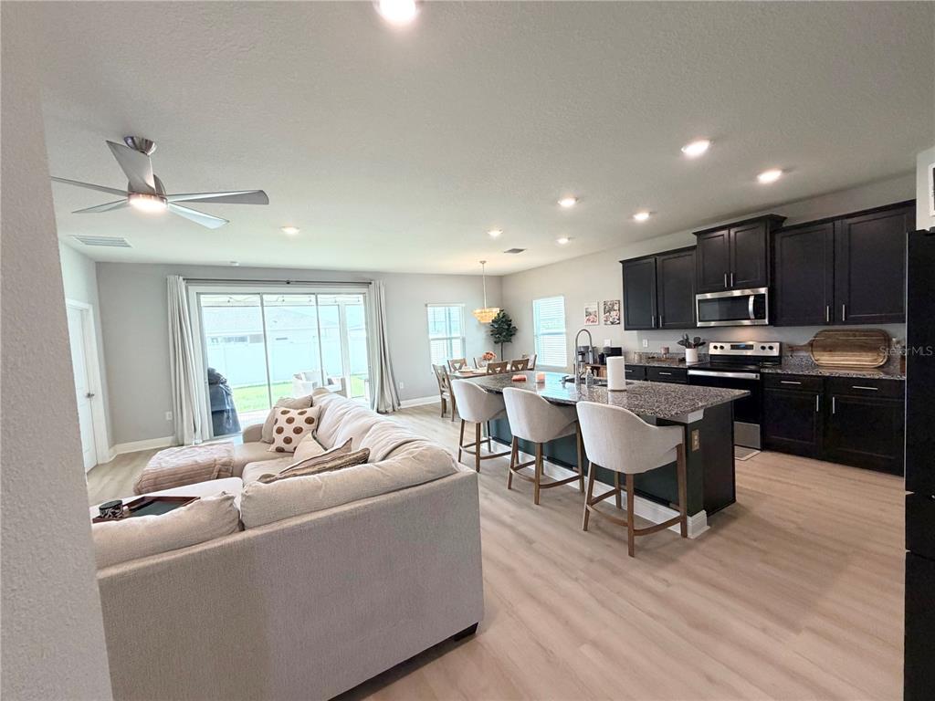 24463 NW 13TH BOULEVARD, NEWBERRY, FL — photo 4 of 30