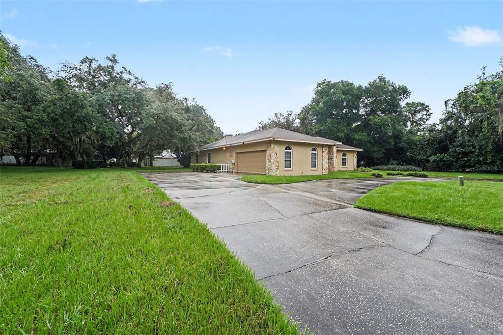 2736 SEQUOYAH DRIVE, HAINES CITY, FL — photo 3 of 30