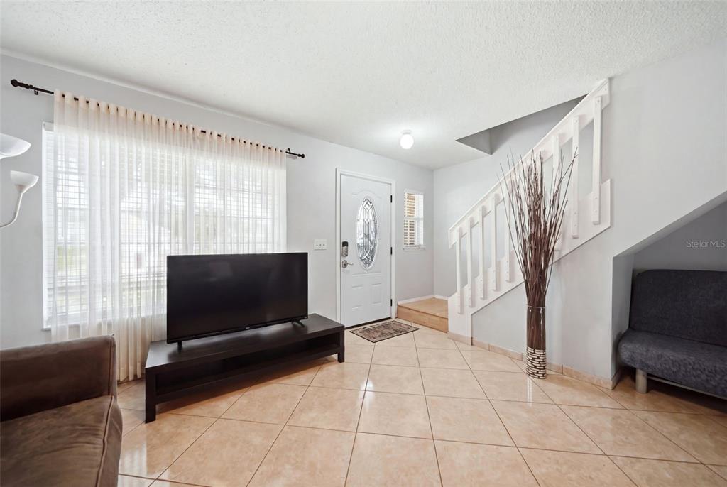2448 PARSONS POND CIRCLE, KISSIMMEE, FL — photo 3 of 20
