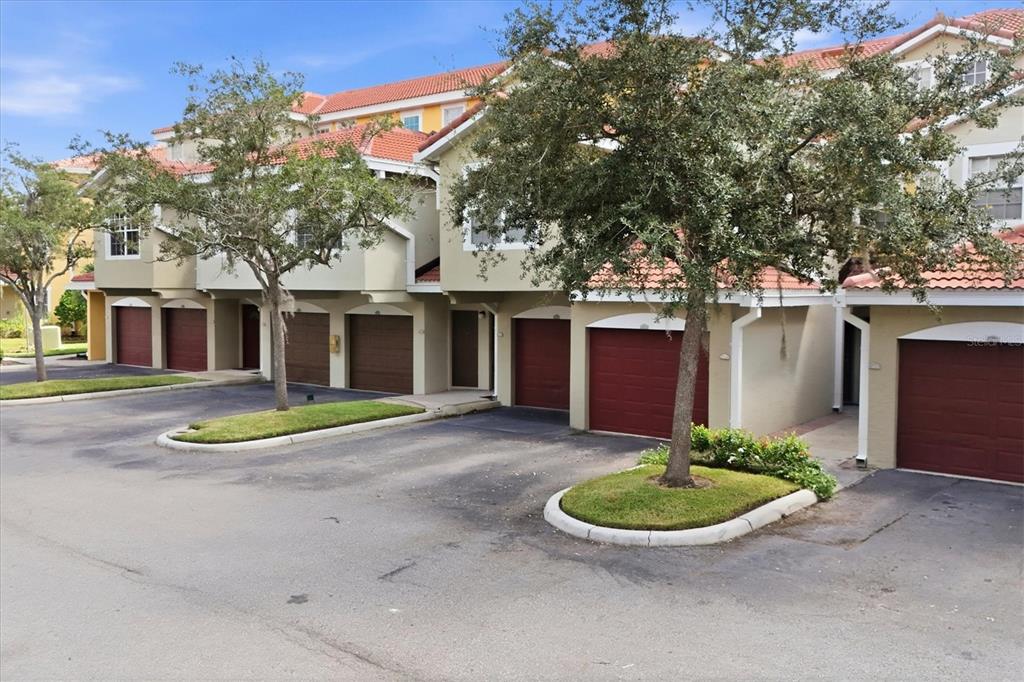 5711 BENTGRASS DRIVE UNIT 19-102, SARASOTA, FL — photo 4 of 30