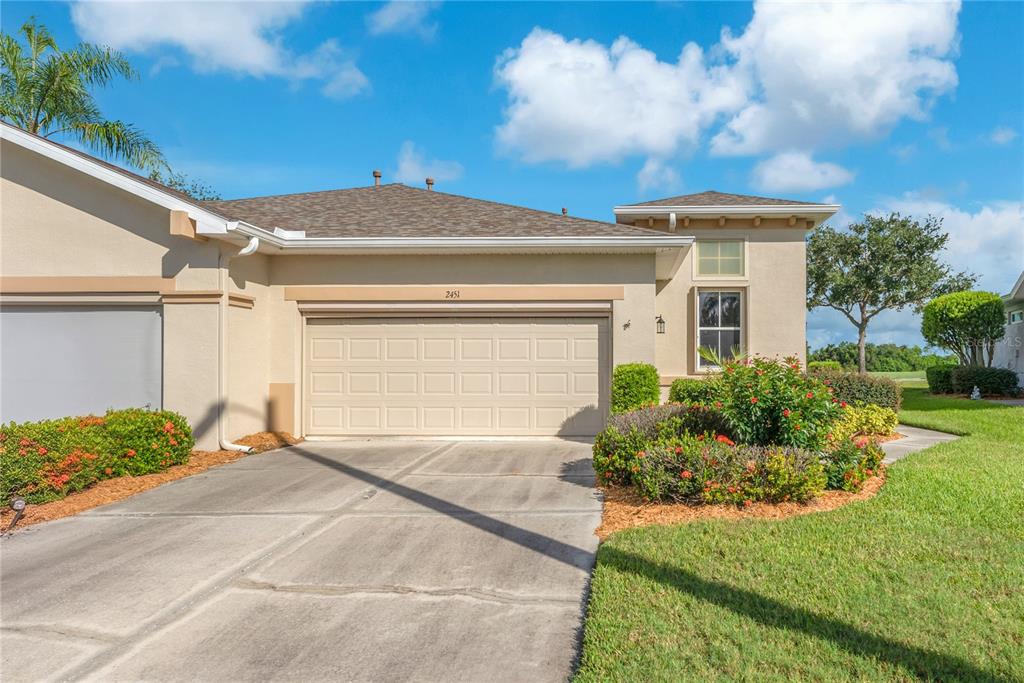2451 SIFIELD GREENS WAY, SUN CITY CENTER, FL — photo 2 of 30