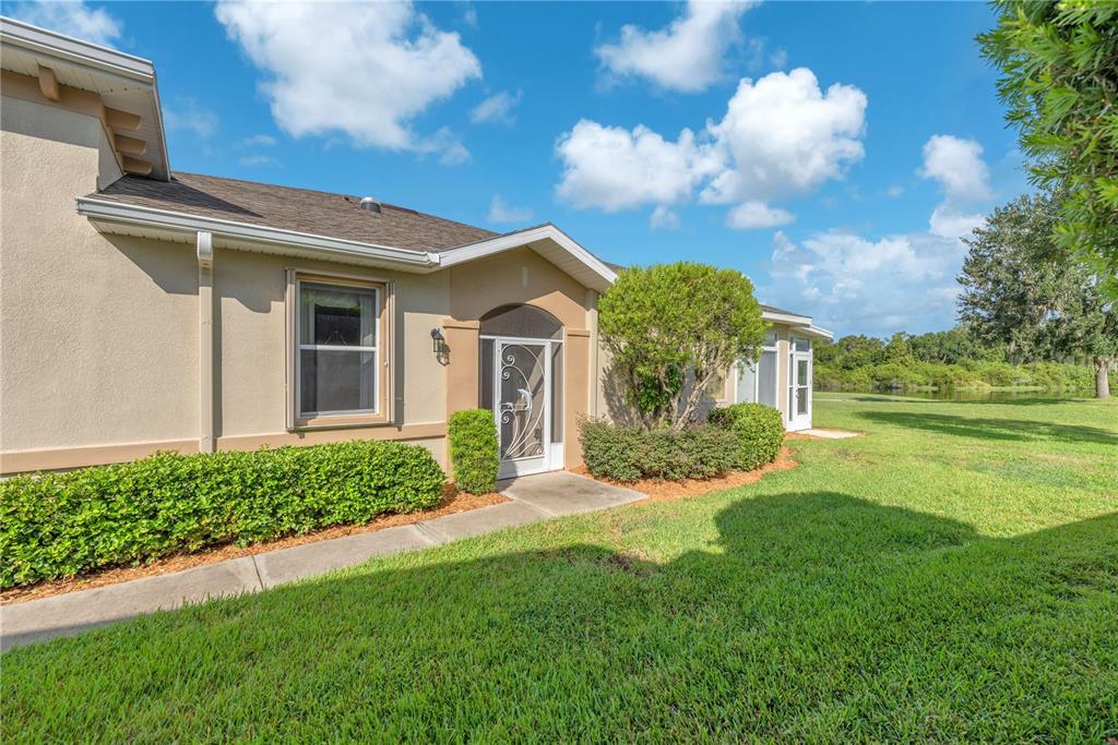 2451 SIFIELD GREENS WAY, SUN CITY CENTER, FL — photo 4 of 30