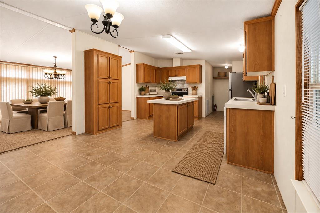 16145 SE 56TH PLACE ROAD, OCKLAWAHA, FL — photo 4 of 27