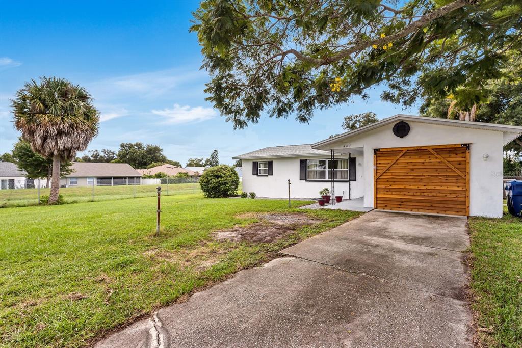 407 OCEAN COURT, LARGO, FL — photo 4 of 30