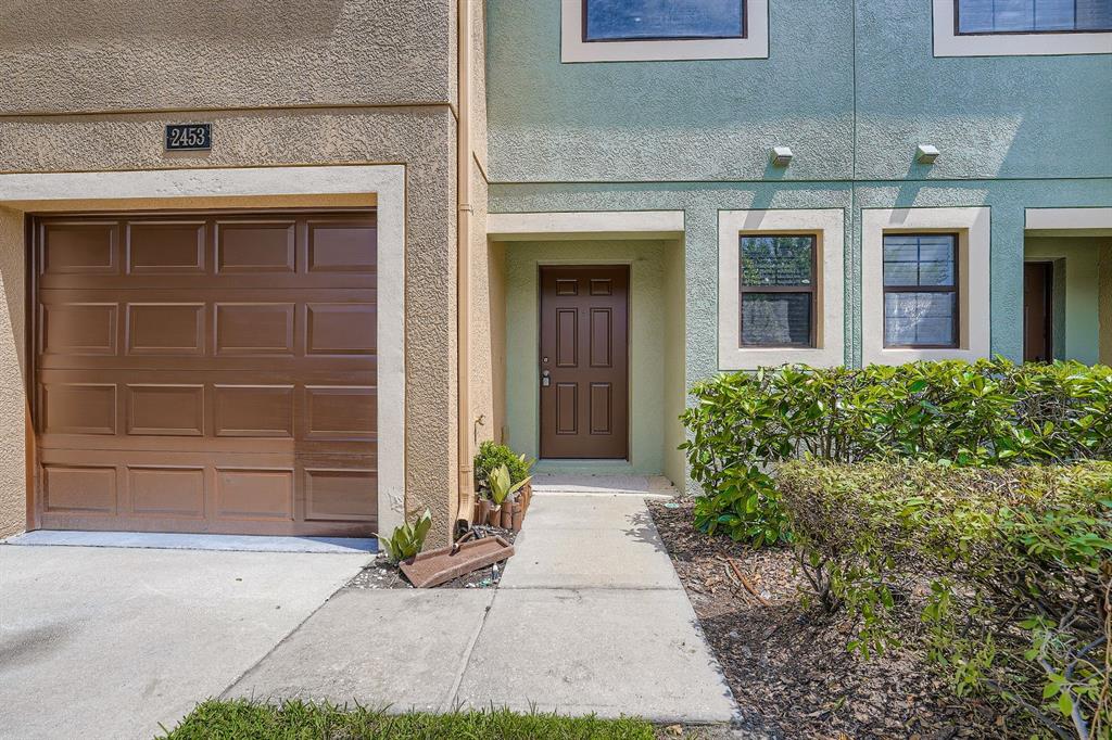 2453 EDGEWATER FALLS DRIVE, BRANDON, FL — photo 3 of 27