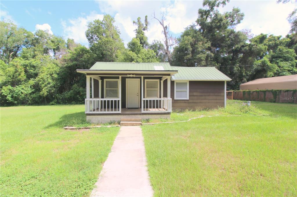 575 NE 33RD STREET