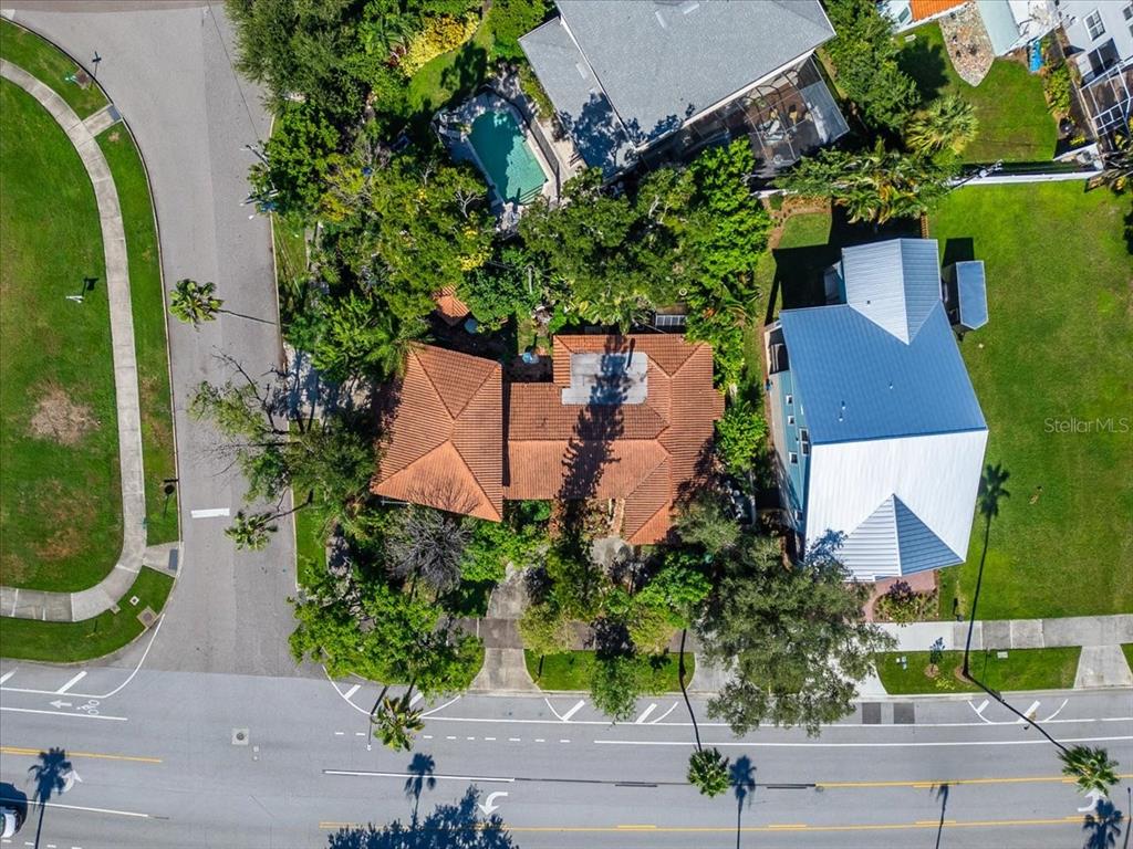 114 W DAVIS BOULEVARD, TAMPA, FL — photo 4 of 30