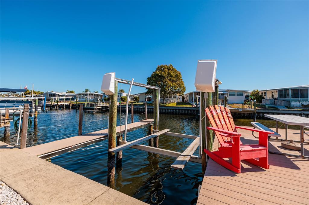 134 AMERICANA COURT NE UNIT 216