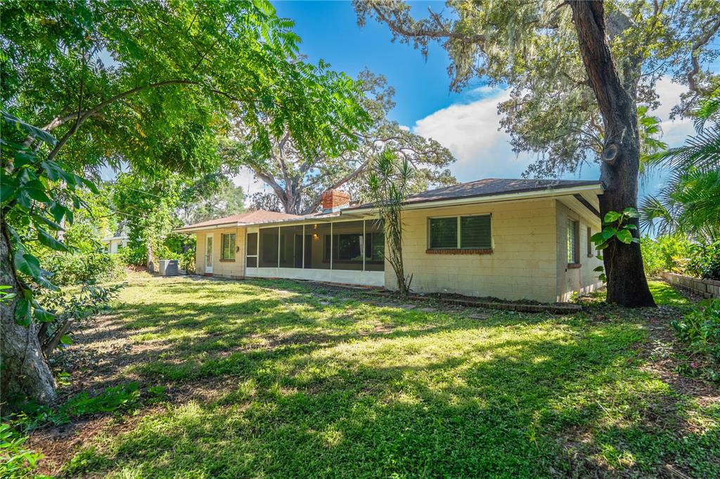 6219 6TH AVENUE S, ST PETERSBURG, FL — photo 2 of 30