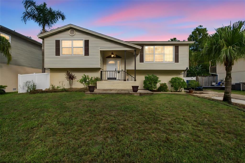 915 LYNNLEA LANE, TARPON SPRINGS, FL — photo 2 of 66