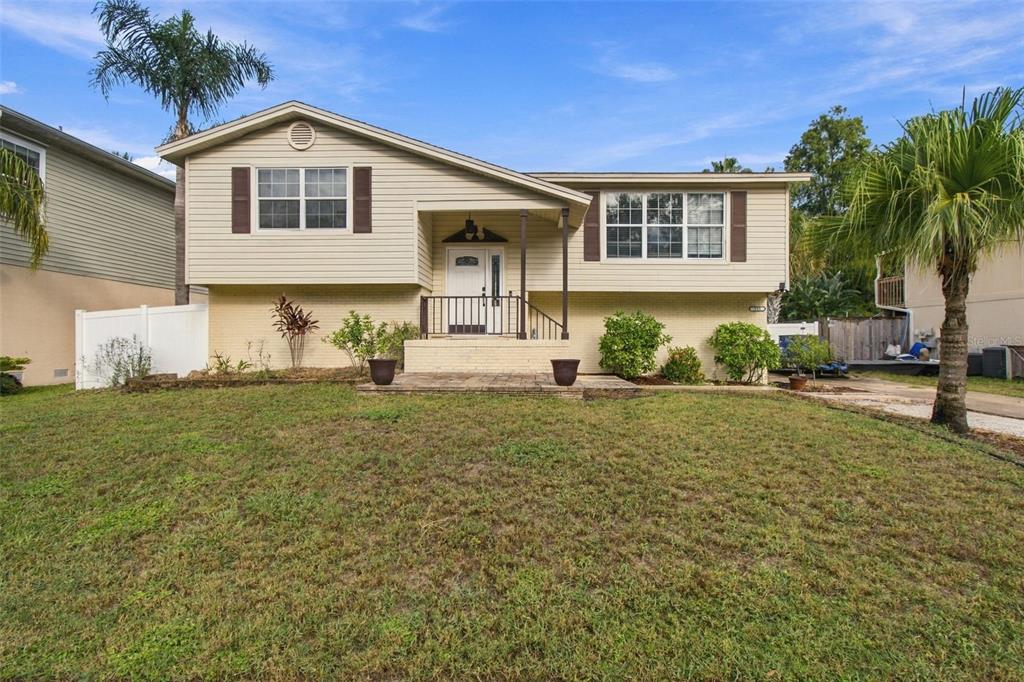 915 LYNNLEA LANE, TARPON SPRINGS, FL — photo 3 of 66