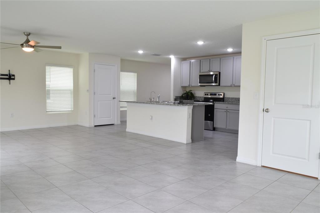 12106 DOWNY BIRCH DRIVE, RIVERVIEW, FL — photo 2 of 30