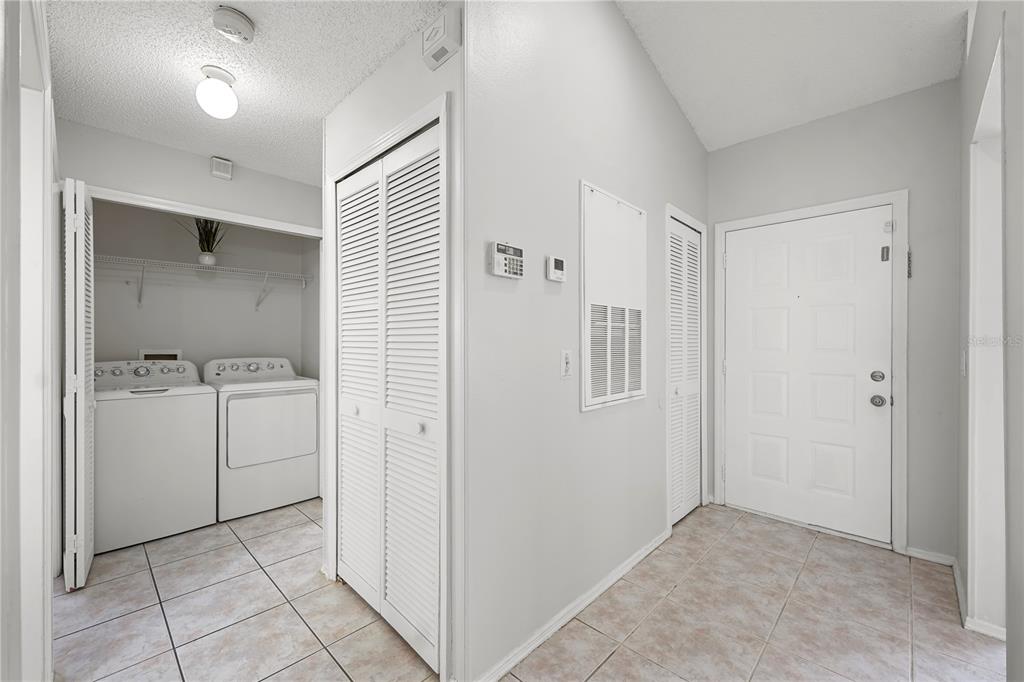 14776 LAGUNA BEACH CIRCLE, ORLANDO, FL — photo 3 of 23
