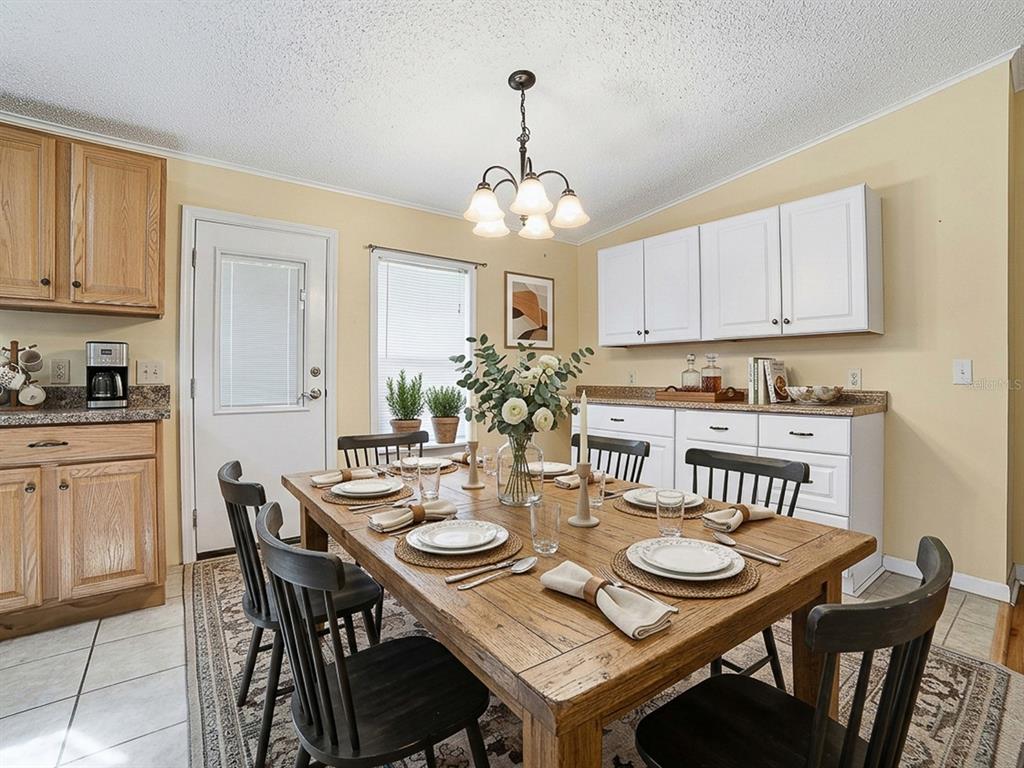 25524 BELLE HELENE, LEESBURG, FL — photo 3 of 30