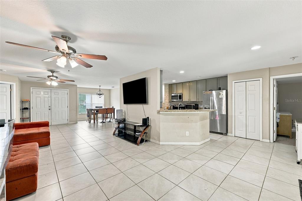 7405 MIRACLE LANE, ODESSA, FL — photo 4 of 30