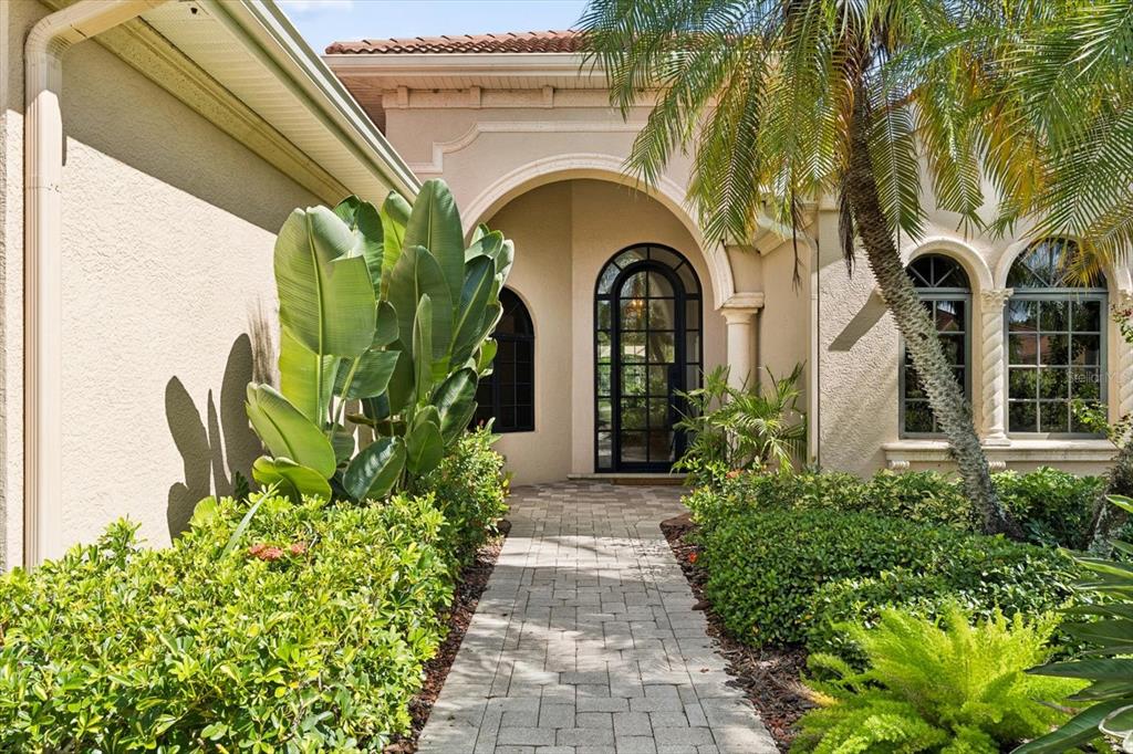 7047 VILAMOURA PLACE, LAKEWOOD RANCH, FL — photo 4 of 30