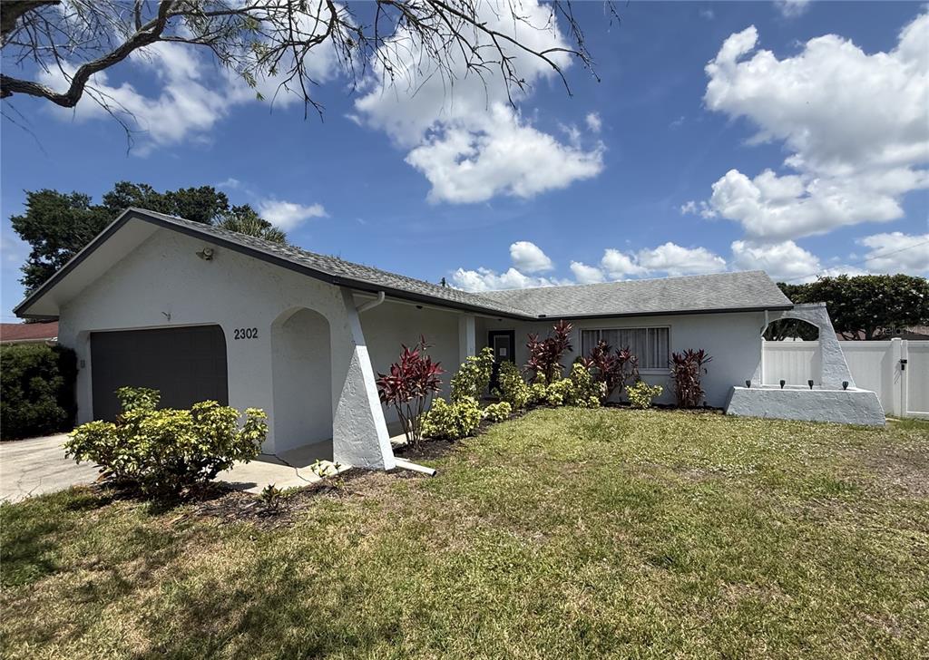 2302 15TH STREET W